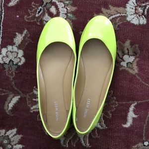 Neon flats